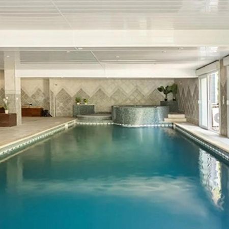 La Grignotiere Lodge & Spa Crecy-la-Chapelle Екстериор снимка