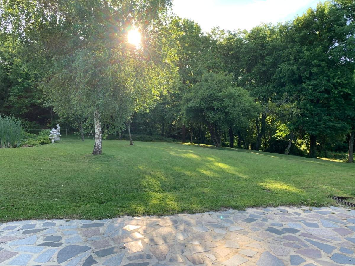 La Grignotiere Lodge & Spa Crecy-la-Chapelle Екстериор снимка