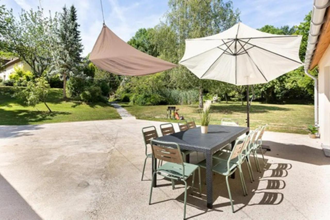 La Grignotiere Lodge & Spa Crecy-la-Chapelle Екстериор снимка